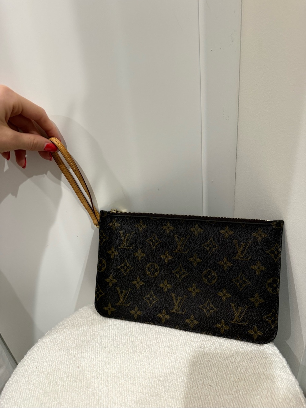 NEW - Louis Vuitton Monogram Canvas Wristlet Pouch - Brown